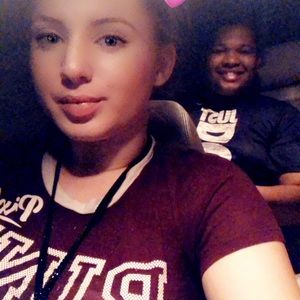 Meet your Posher, Destiny